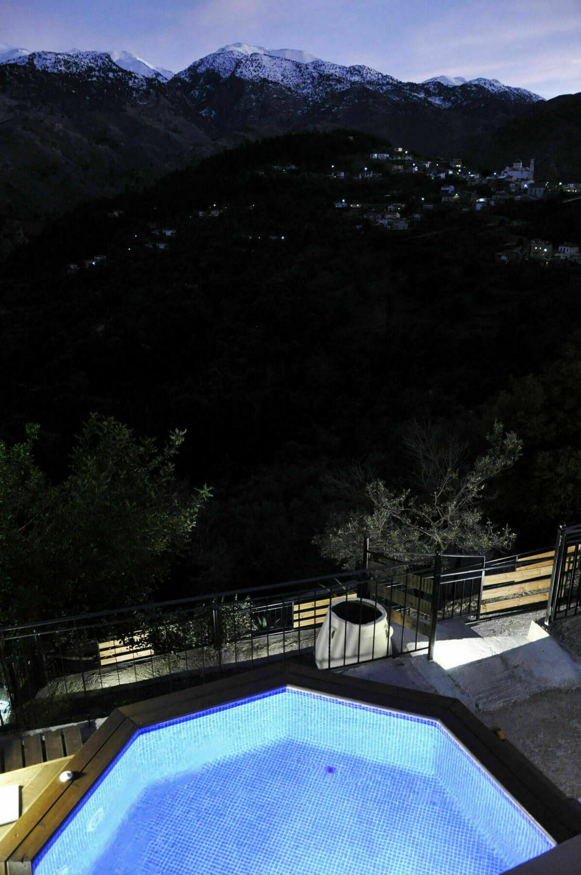 Villa Lakki Heated Round Pool Jacuzzi Lakkoi Bagian luar foto